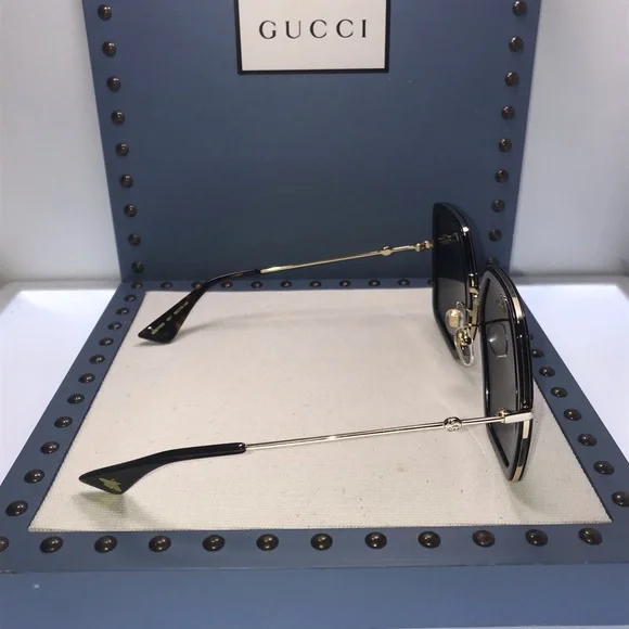 Gucci Black Gg0106s 001 Gg 0106s Grey Lens Sunglasses - Picture 5 of 10